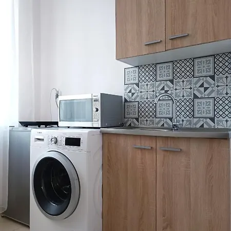 Przytulne 2-Pokojowe Apartamenty Niedaleko Starego Miasta Lok 17 Varsovia Exterior foto